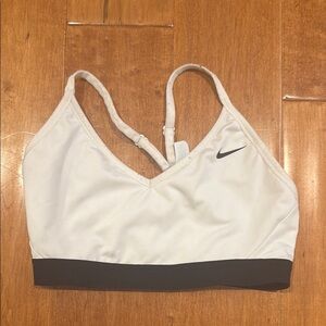 Nike Women's White Sports Bra (worn once)